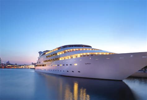 Cruise Ship Hotel Cruise Gallery