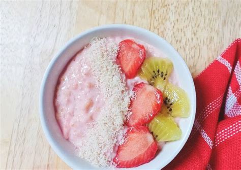 Resep Bubur Oatmeal Pink Ala Masha And The Bear Oleh Rainnareswari Cookpad