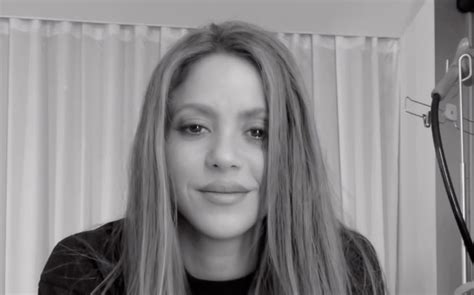 Shakira canta nueva canción y fans aseguran es para Gerard Piqué Grupo