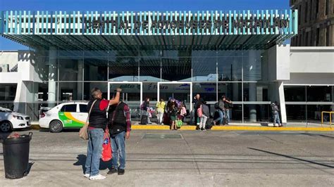 Con Horario Normal Y Hasta Corridas Laborar Central Camionera De