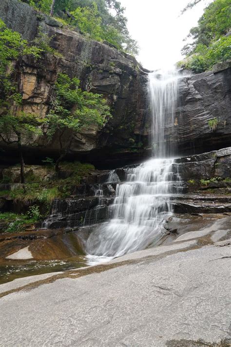 Top 10 Best Waterfalls in Korea & How To Visit Them - World of Waterfalls