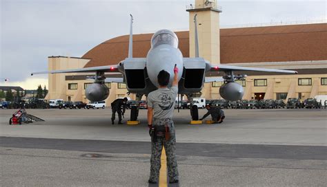 航空総隊司令部 On Twitter ＃レッドフラッグアラスカ 航空自衛隊のf－15が白夜のアラスカに無事到着しました。 これから本格的な訓練が始まります。 ＃日米同盟 ＃自由で開かれた