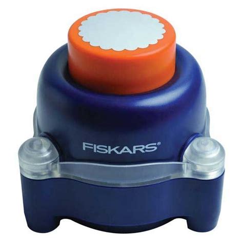 Fiskars Everywhere Punch Scalloped Circle Fiskars Craft Punches