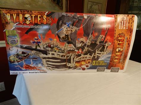 Mega Bloks Pyrates Dread Eyes Phantom Set 95524 Near Mint