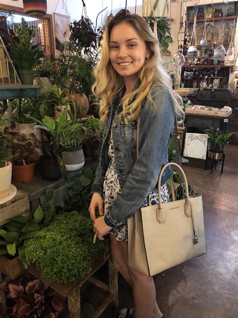 125 best Asmr Darling images on Pholder | ASMR Darling, Sexy Asmr Girls