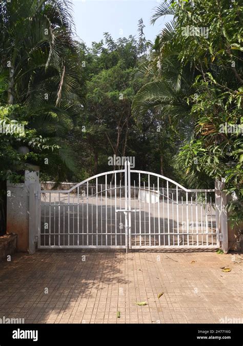 Sliding Residential Security Gate System Stock Photo - Alamy