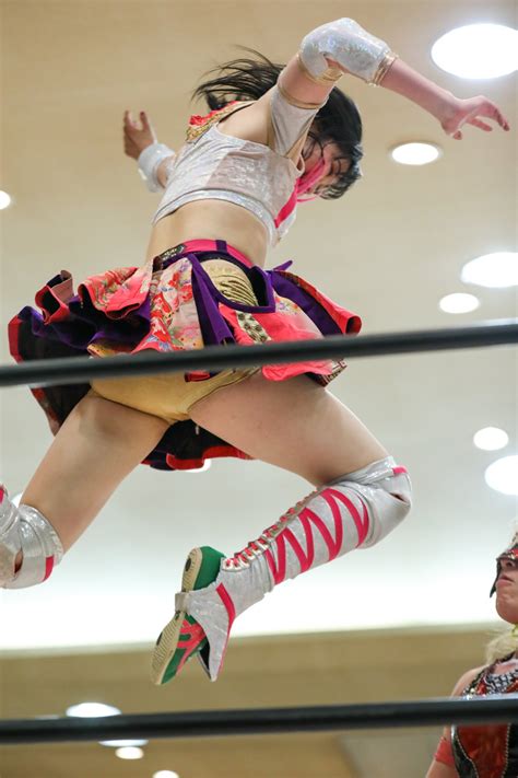 初心者もっちー on Twitter PURE J女子プロレス 2022 3 20板橋グリーンホール 入団記念7番勝負最終戦 谷もも vs