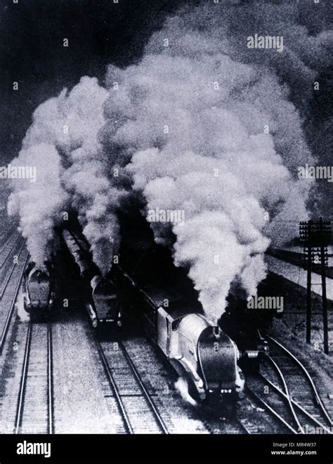 Streamlined steam locomotives hi-res stock photography and images - Alamy