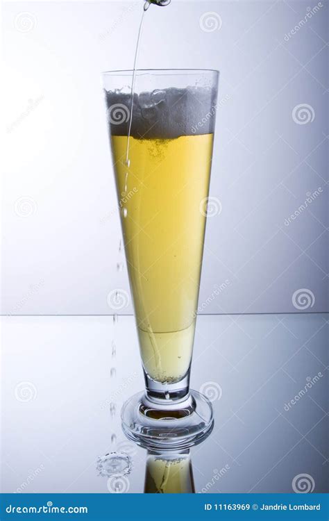 Spilling Beer Stock Image Image Of Clear Drink Drops 11163969