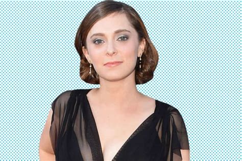 Rachel Bloom Is Expecting Her First Child With Hubby Dan Gregor