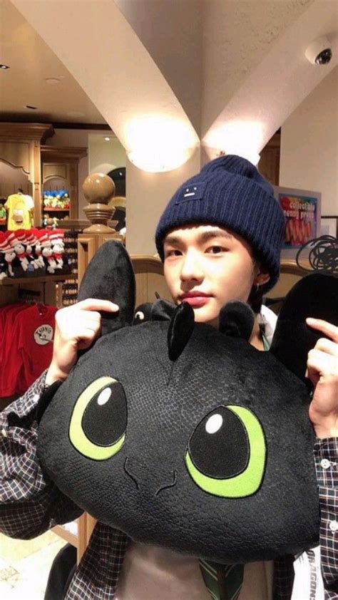 Hyunjin Şarkıcılar Bebek sincap Mükemmel erkek arkadaş