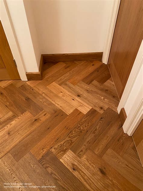 Product Double Brushed Fumed Uv Oiled Honeyed Oak Herringbone Parquet