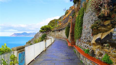 Path Of Love In Italy Aka Via Dell Amore Open For Walks After Years