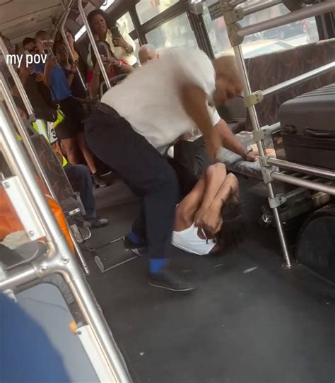 Nj Bus Driver Savagely Beats Passenger Puts Him In Chokehold For