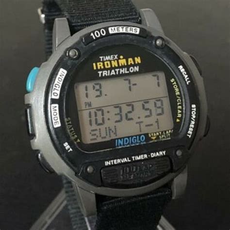 Vintage 1997 Mens Timex Ironman Triathlon Digital Watch Chrono Memo