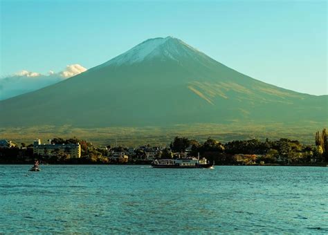 Premium Photo | Fujisan and Kawaguchiko lake