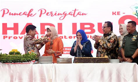 Peringati Hari Ibu Ke Pj Gubernur Sumut Terharu Dan Bangga Kepada