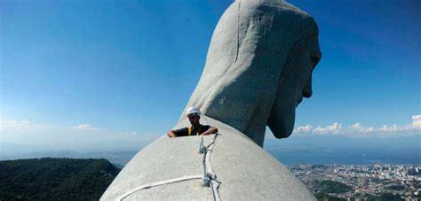 Es Restaurador Y Vive En El Cristo Redentor