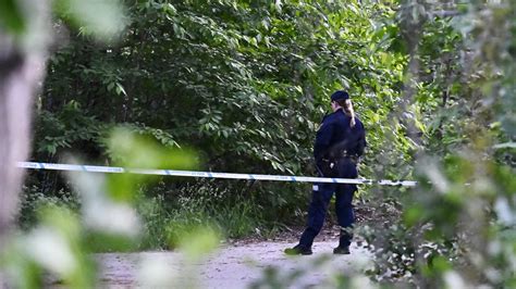 Man I 50 årsåldern Hittad Död I Skog