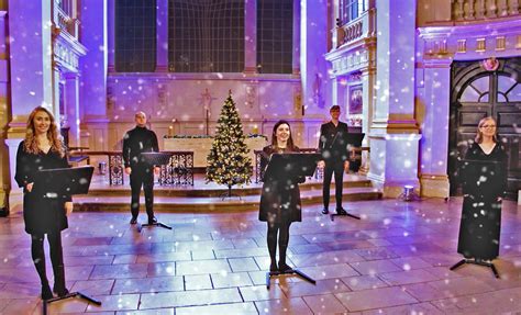 Christmas Crackers by Candlelight - St Martin-in-the-Fields