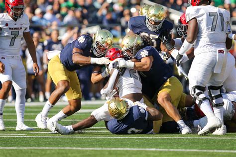 Game Balls Five Standouts For Notre Dame Football In Win Over Unlv