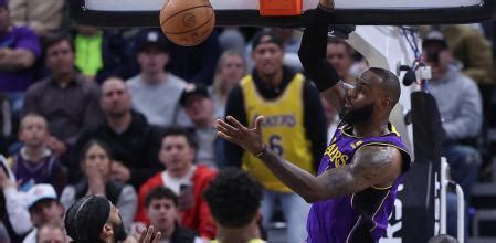 Canasta Ganadora De Lebron James Que Dispara A Los Lakers