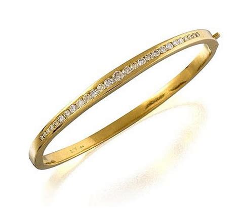 Graduating Diamond Bangle In 18ct Gold Braceletsbangles Jewellery