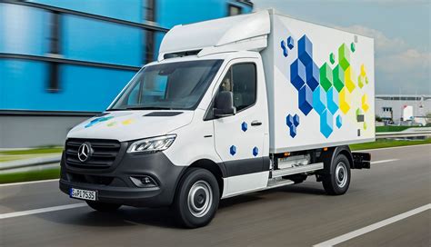 Mercedes Stellt Neuen Elektro Sprinter Vor Ecomento De