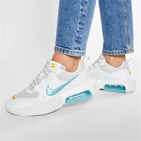 Pantofi Nike Air Max Verona DA4285 100 White Glacier Ice Vast Grey