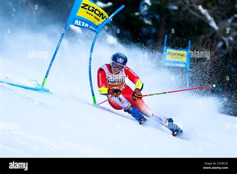 Alta Badia Italy 17 December 2023 ODERMATT Marco Sui Competing In