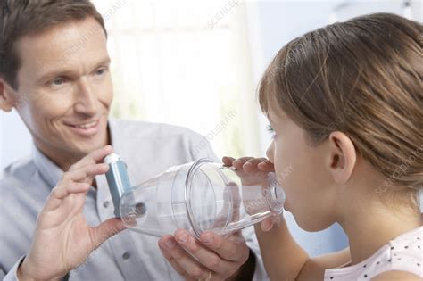 Asthma Spacer Stock Image F002 5440 Science Photo Library