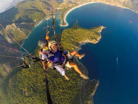 Paragliding over the Oludeniz Beach in Turkey | Seek the World