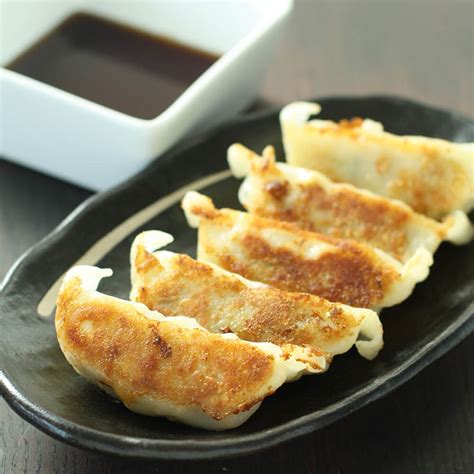 Gyoza Waraisushi