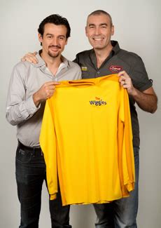 Former Wiggle Sam hands back his Yellow Skivvy to Greg - Noise11.com