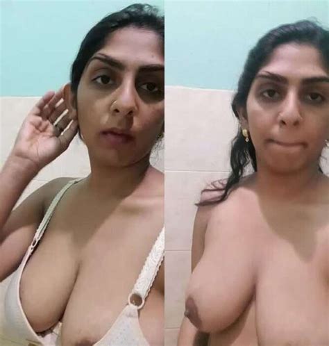 Very Beautiful Sexy Xxx Desi Bhabhi Show Nude Video Mms