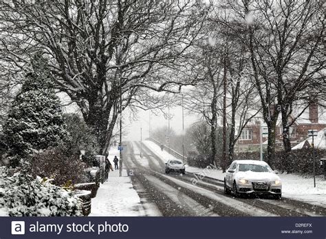 Snowy Conditions In London Suburbs Stock Photo Alamy