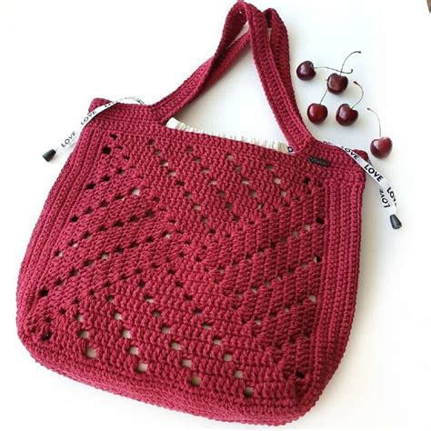 Patr N Gratis Bolsa Casual Con Motivo Cuadrado En Crochet Muy F Cil