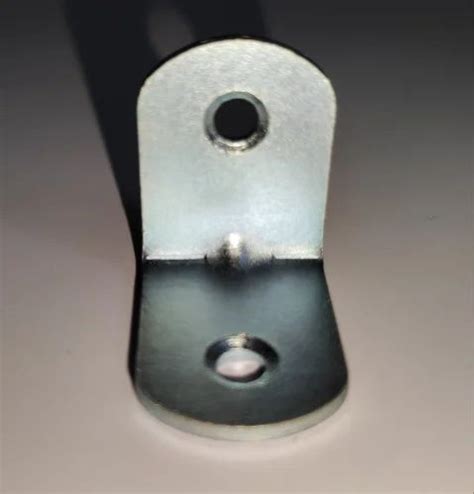 Stainless Steel Ss L Bracket For Fastening Size Inch At Piece