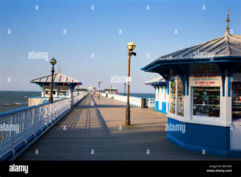 Llandudno Pier Llandudno Wales Stock Photo - Alamy