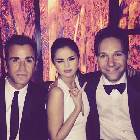 Selena Gomez Golden Globes 4