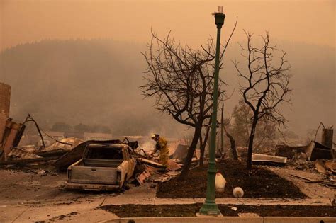 Evacuations Expanded As California Wine Country Fire Spreads Quickly