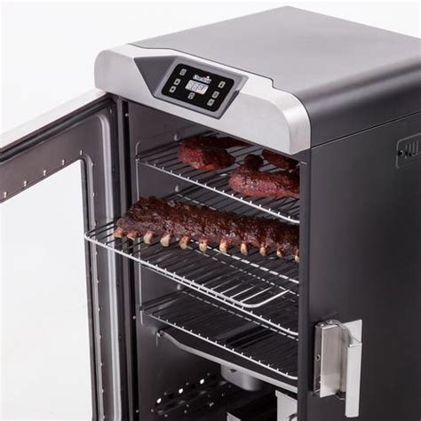 Char Broil® Deluxe Digital Electric Smoker 725 At Menards®