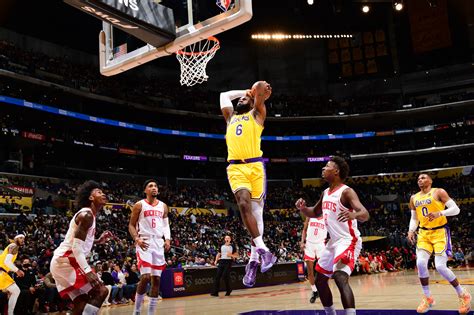 Lakers Vs Rockets Final Score L A Takes Care Of Business Vs Houston