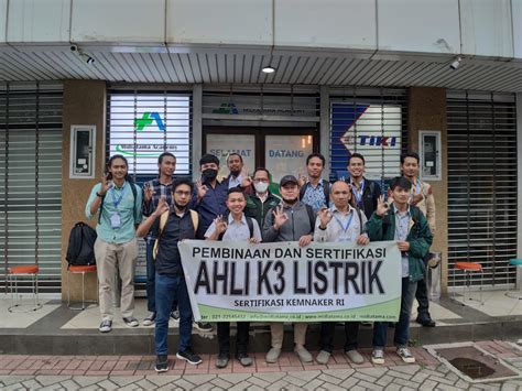 Gallery Ahli K Listrik Batch Midiatama Academy