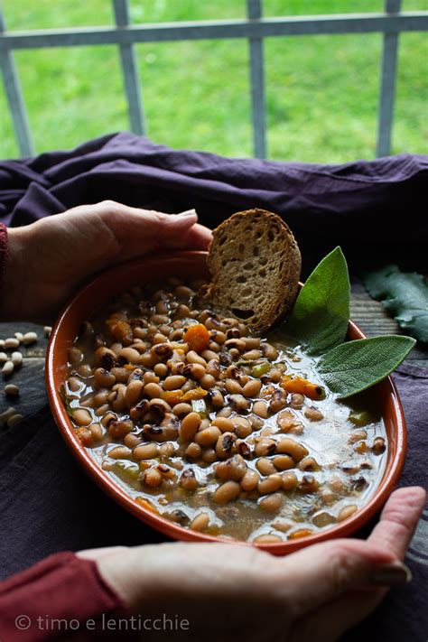 Zuppa Di Fagioli Dall Occhio Timo E Lenticchie