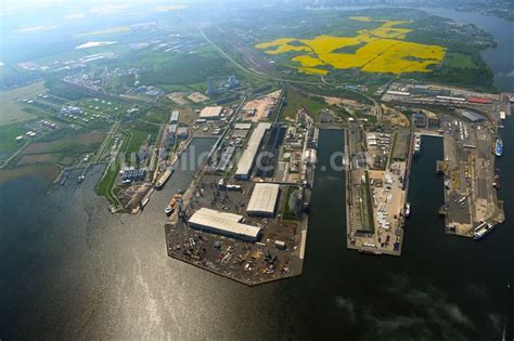 Rostock Von Oben Hafenanlagen Des Seehafen In Rostock Im Bundesland