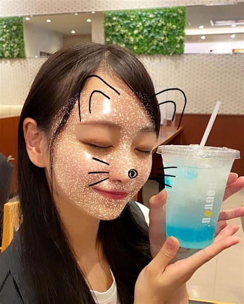 瀧脇笙古さんのインスタグラム写真 瀧脇笙古instagram「🍋つぶつぶ🍋 ⁡ ⁡ ⁡ ⁡ レモンソーダ頼んだだけなのに おとりさ