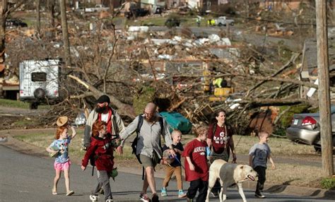 Devastaci N Tras Fuertes Tornados En Estados Unidos Alertan A Alabama