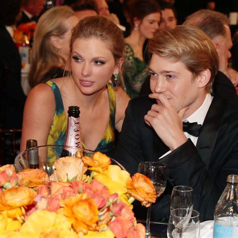 Taylor Swift And Joe Alwyn Brought Lena Dunham Along For Their Nyc Date