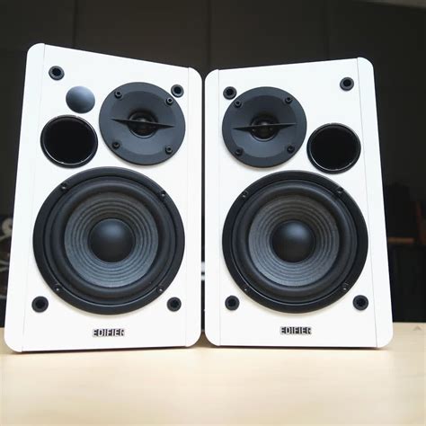 Edifier Studio R1280T Blanco DJMania